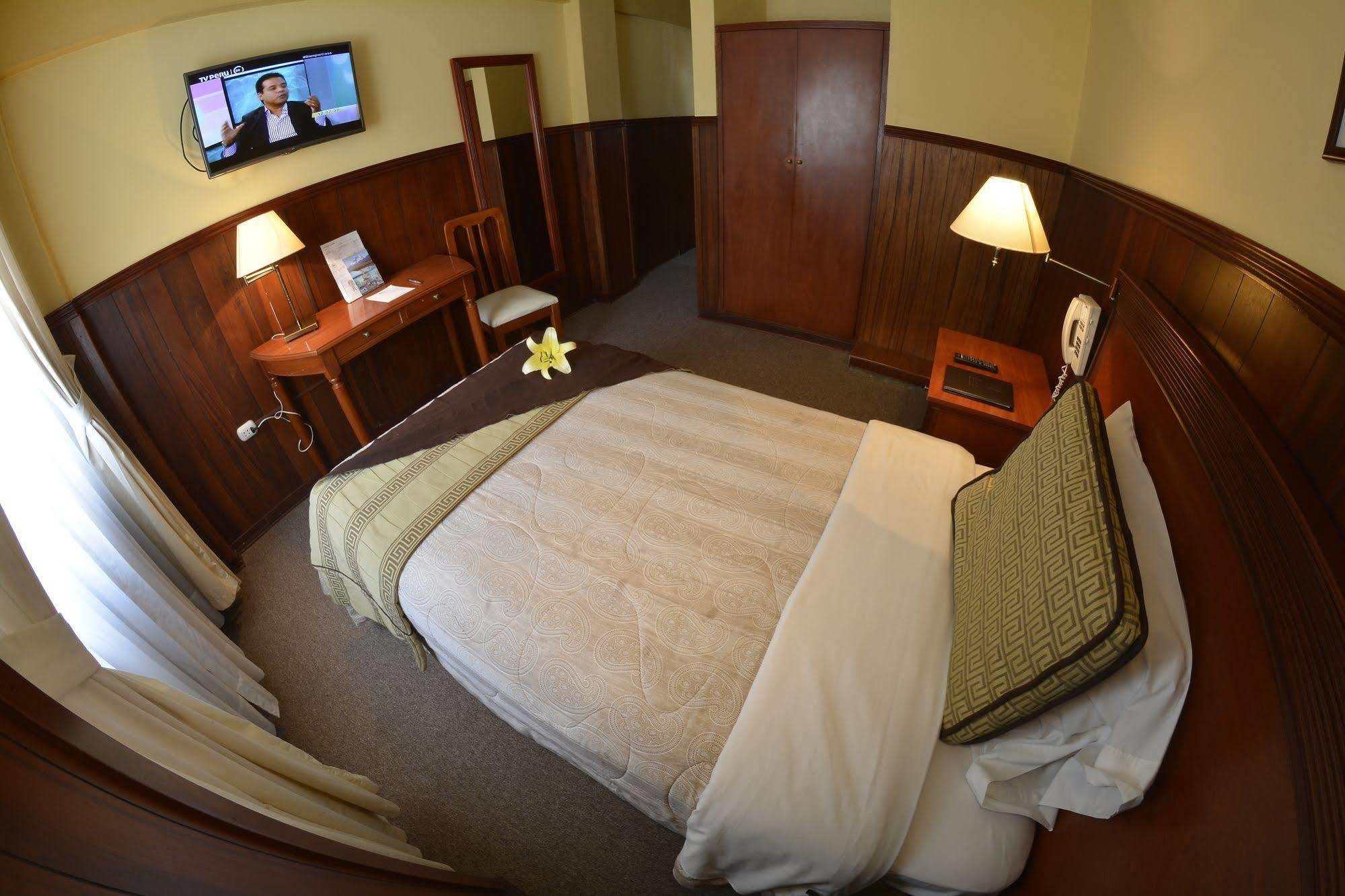 El Tumi Hotel ワラス エクステリア 写真